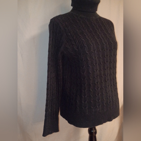 St. John's Bay Black Turtleneck Sweater - Picture 6 of 7